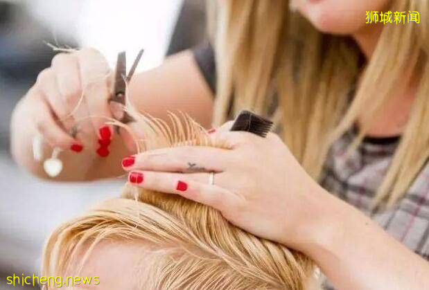 新加坡后疫情乱象,理发遭非礼、按摩不给钱、违法怼大使