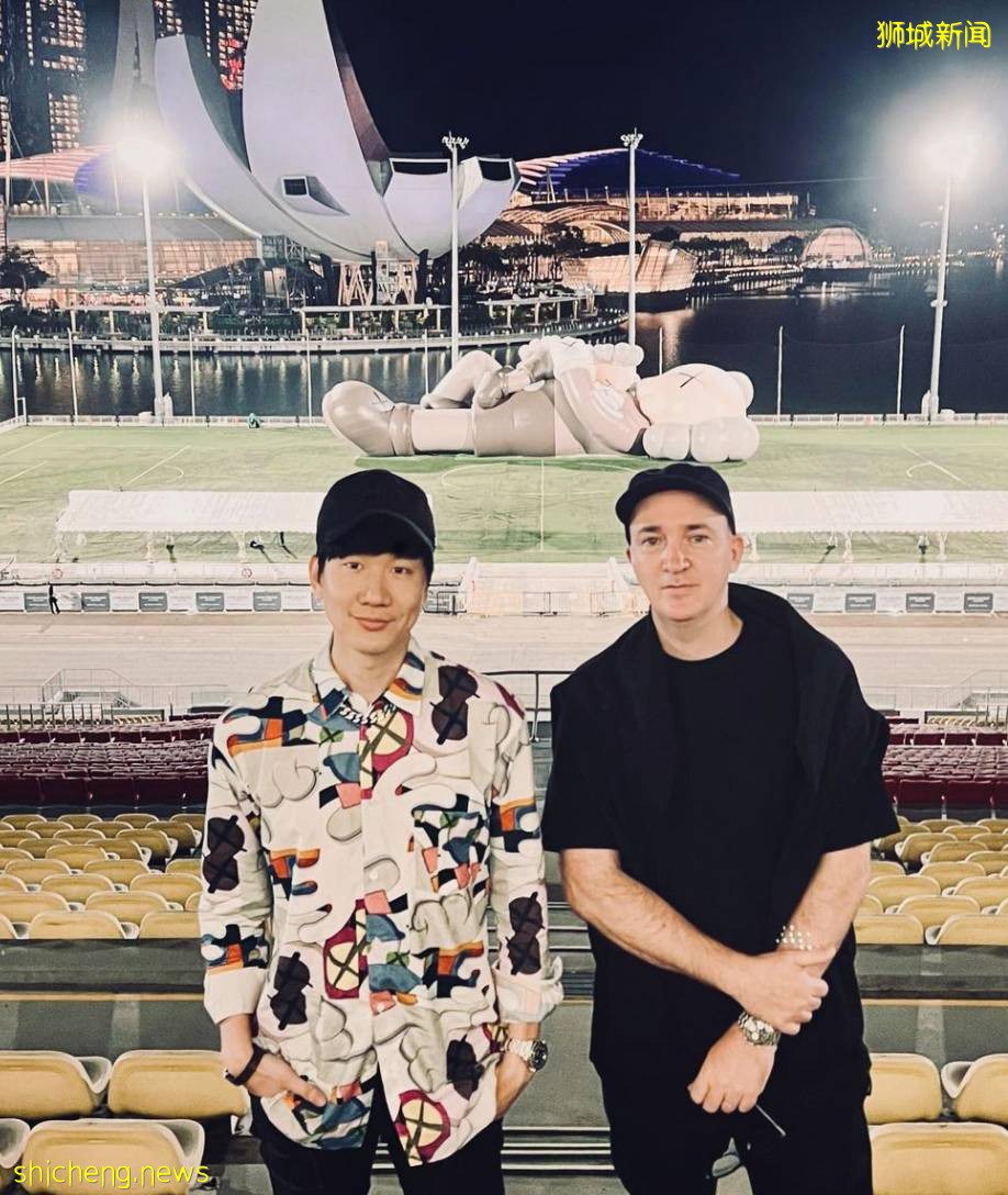 突发！因为“侵权”，新加坡朋友圈纷纷打卡的Kaws展览或被禁