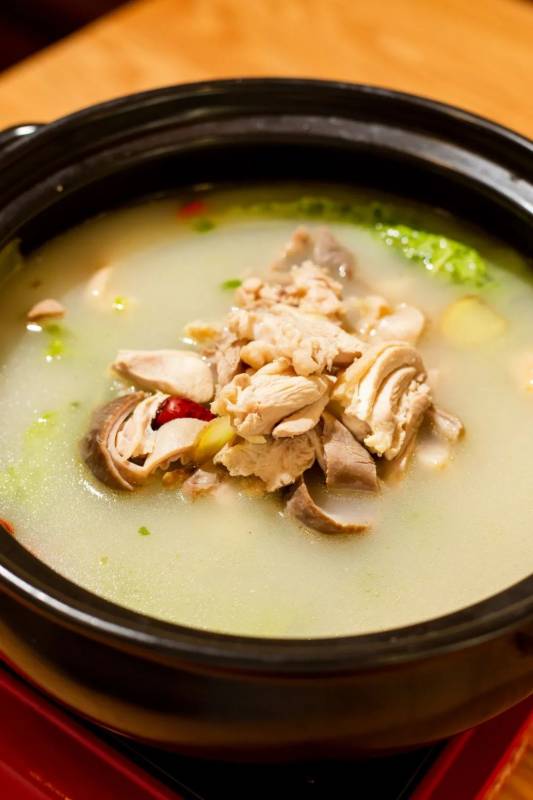 文庆新食代新店开业狂送霸王餐!还有招牌鸡公煲集赞免费领