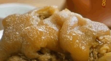 这部新加坡12年前拍的美食纪录片,藏着许多秘密