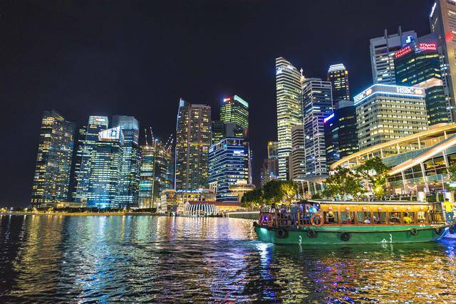 新加坡的夜景去哪里看？卡拉码头一定不要错过