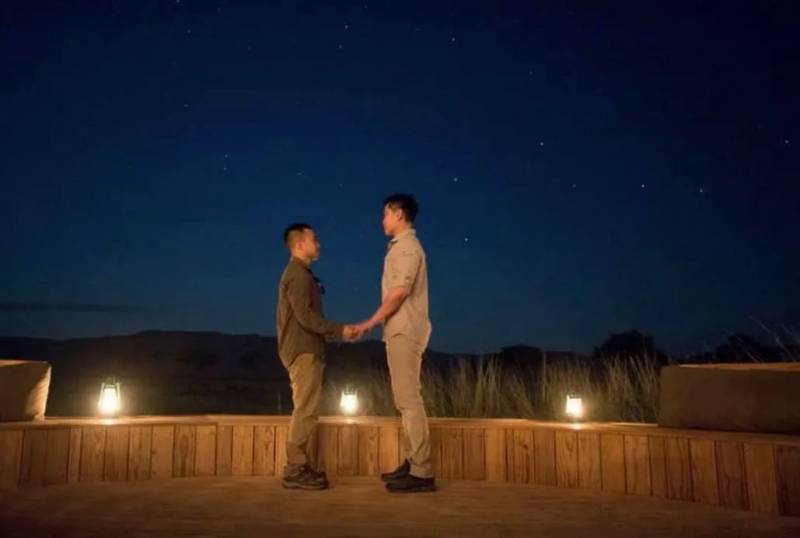 惊!新加坡酒店欢迎“男男”入住,网友们沸腾了