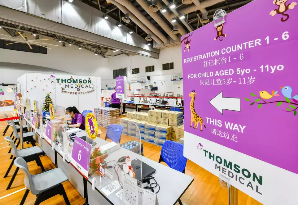 新加坡兒童疫苗開打,現場孩子們的反應亮了