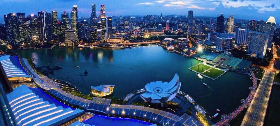 300人确诊逾百人治愈，​人口结构多元的新加坡是如何迎战新型冠状病毒