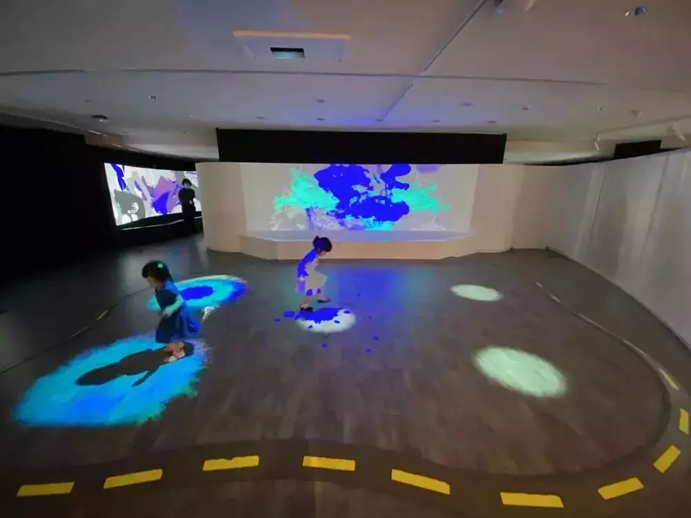 新加坡27個值得打卡的博物館!巨型恐龍雕塑、幻彩光影世界、無限供應冰淇淋等你來體驗