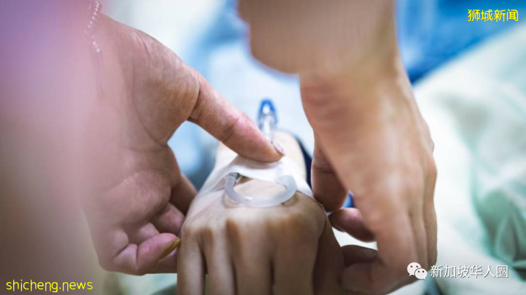 2268例！再8人死亡！新加坡死亡病例激增！与冠病共存还继续吗​