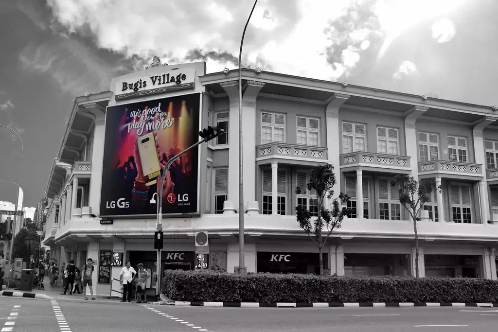 Jollibee在Bugis黄金地段开设新店,美味的炸鸡离你更近啦