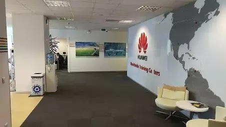 休息时间少、用中文交流.....网曝中国科技公司让新加坡人吃不消