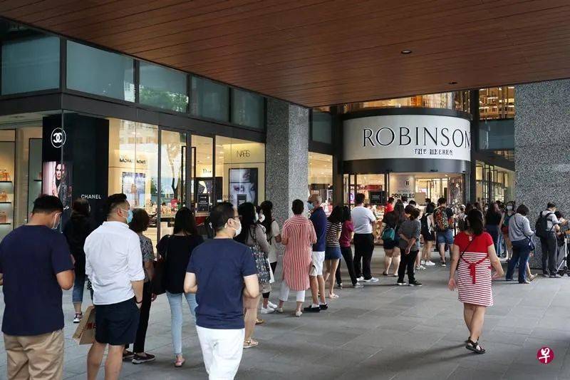 消费增倍才能用礼券？ 罗敏申被炮轰