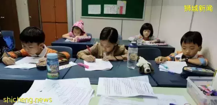 惊!新加坡家庭一个月的补习费,竟然这么高