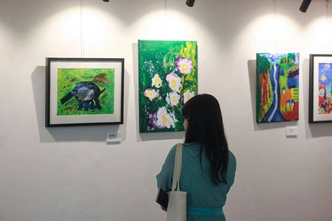 这位新加坡自闭症男孩,一动手就感动了全世界,预测这会刷爆朋友圈