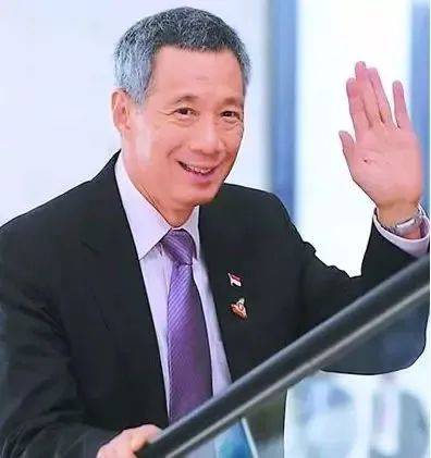 棄“政”轉“商”：新加坡前外長楊榮文的故事