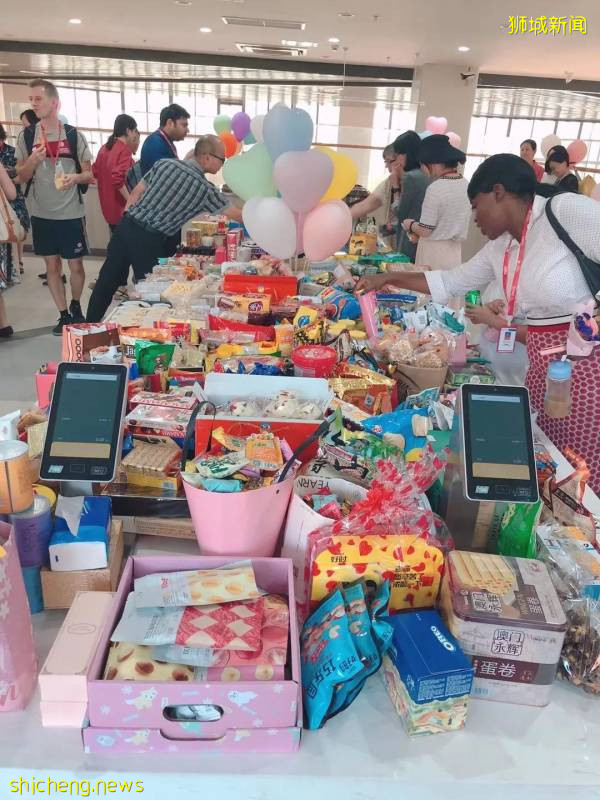 爲什麽你送新加坡老師的禮物會被拒收