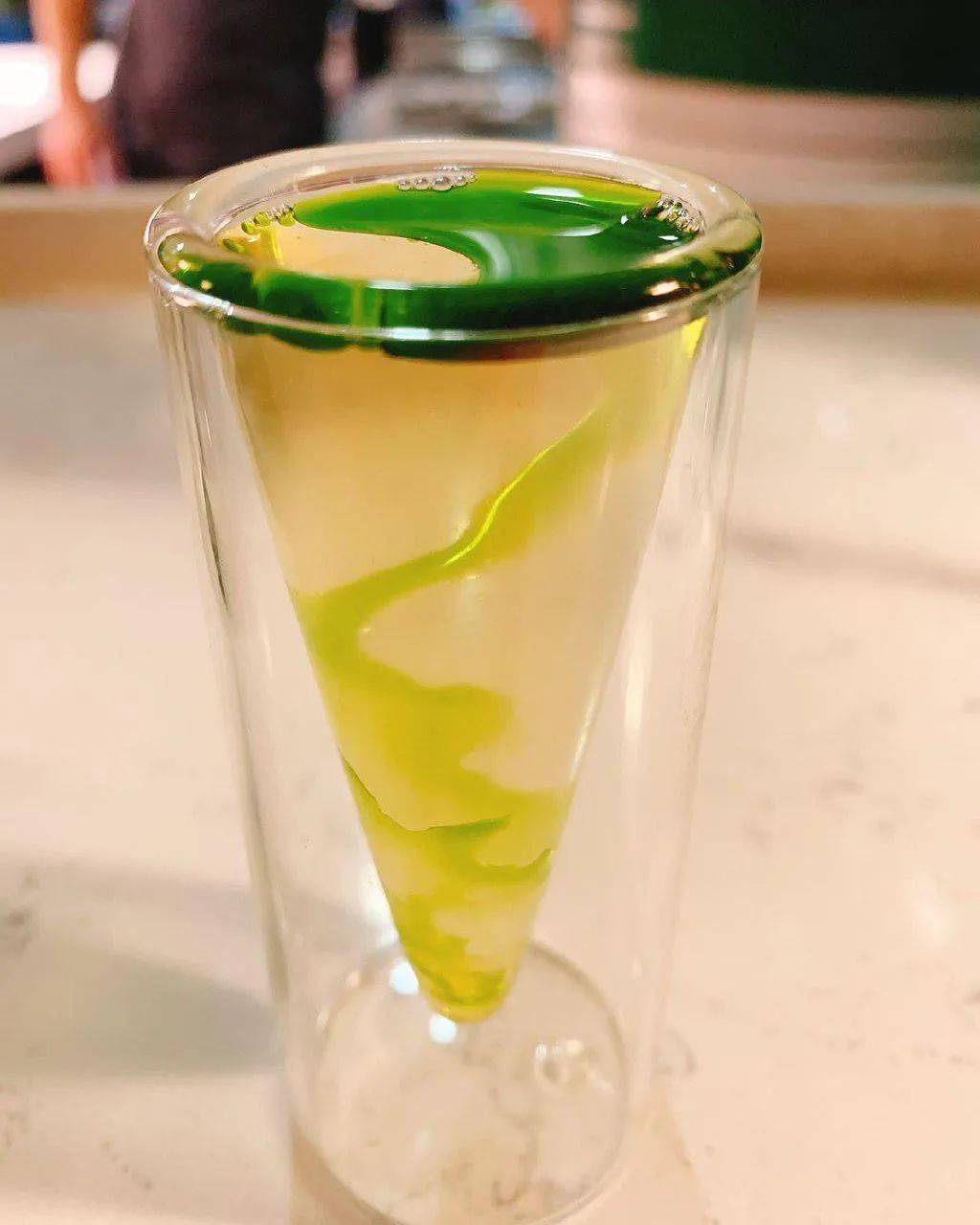 玩在獅城 想要體驗獨一無二的飲酒氛圍感?新加坡這10家高顔值酒吧你一定不能錯過