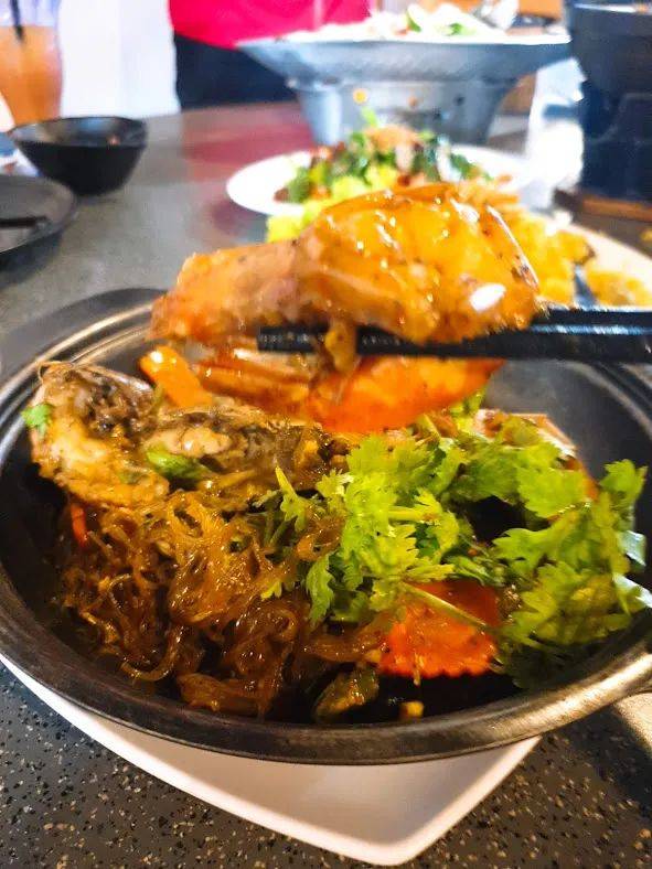 新加坡這家泰國餐館居然有100多種泰式料理@暹羅村!酸酸甜甜的口味嗨翻你的味蕾