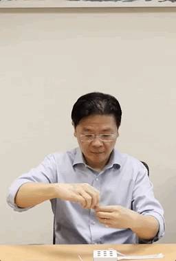 新冠自助檢測儀開售了！帶貨達人黃循財親自示範如何使用