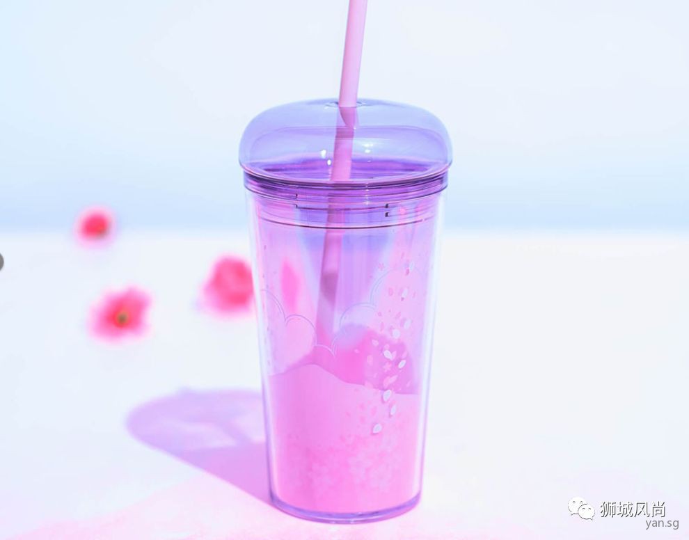 Starbucks to introduce new drinks and merchandise this week!