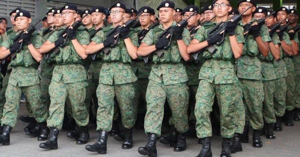 有人提議：新加坡女子強制服兵役，可以提高生育率