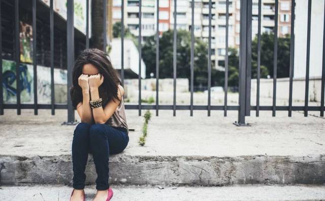 那些远嫁新加坡的中国媳妇:融不进的婆家,回不去的娘家