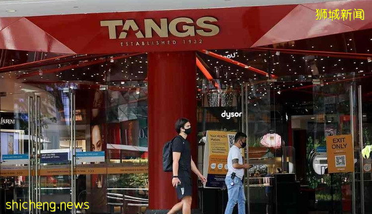 商家指禁推销员穿戴引争议·狮城诗家董允戴头巾