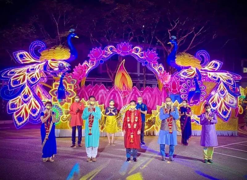 小印度屠妖节亮灯仪式因疫情而改为电视直播,象征点燃希望之灯