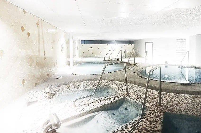 8間新加坡特色Spa館，24小時、日式韓式泰式，按摩推拿通通都有