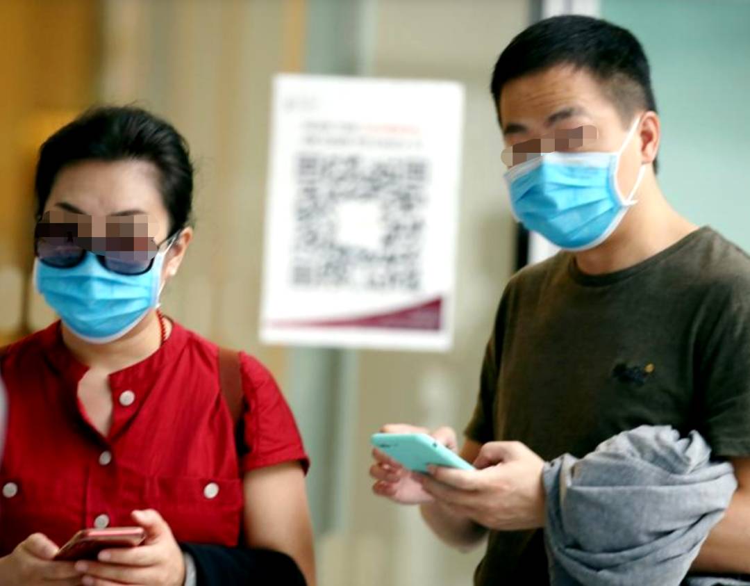 新加坡酒店隔離期間,偷偷約啪的夫妻被判入獄