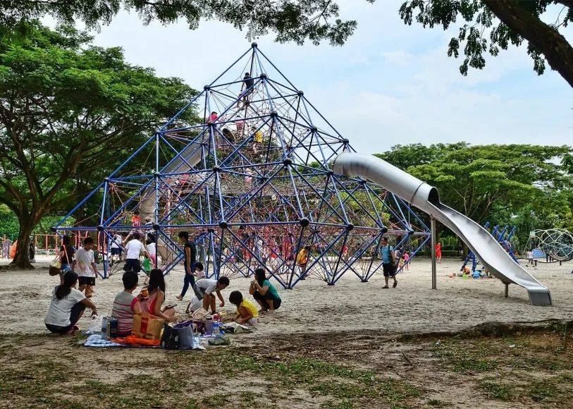 玩膩了遊樂場？來新加坡這7個地方放風筝吧，給孩子難忘的童年回憶