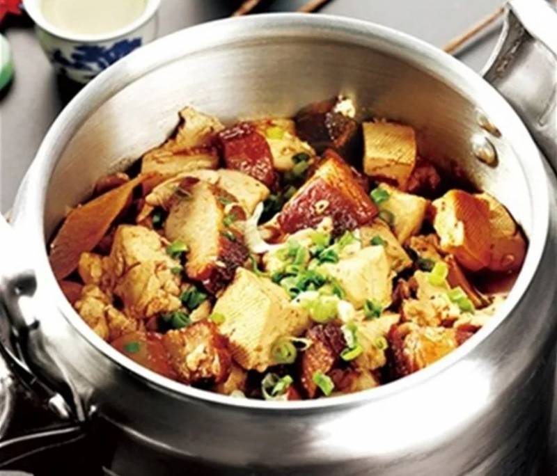 【食尚獅城】東北燒烤餃子館,吃一次就讓你“魂牽夢繞”