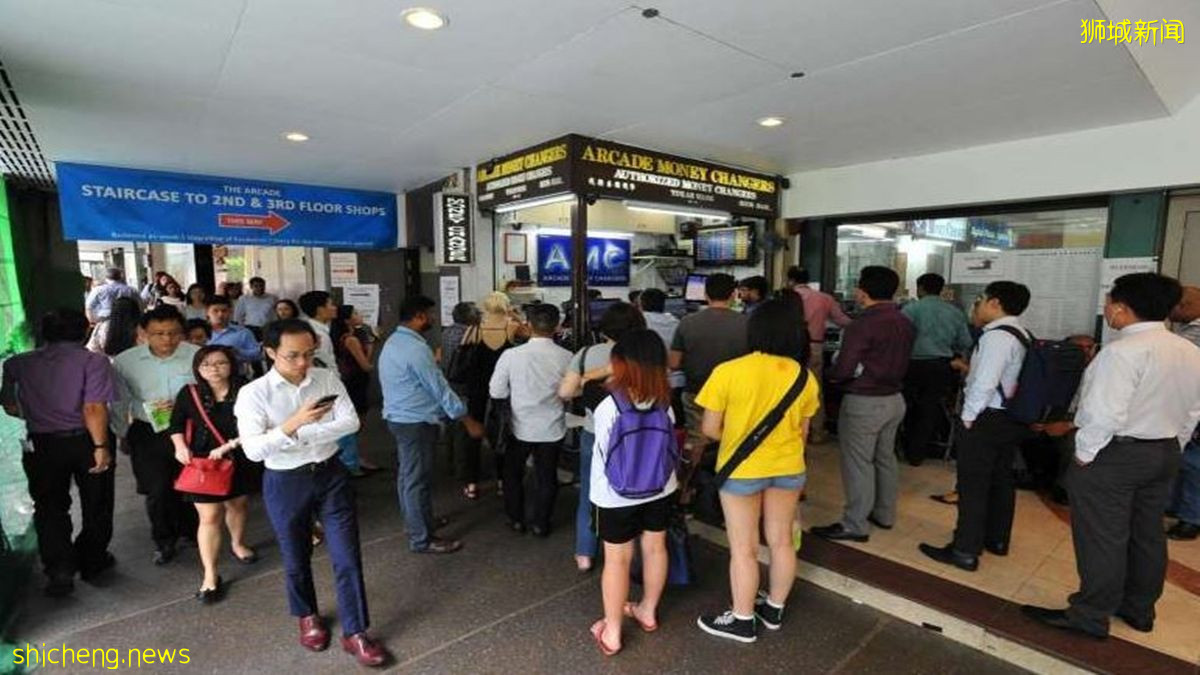 随着边境开放, 新加坡货币兑换商死灰复燃