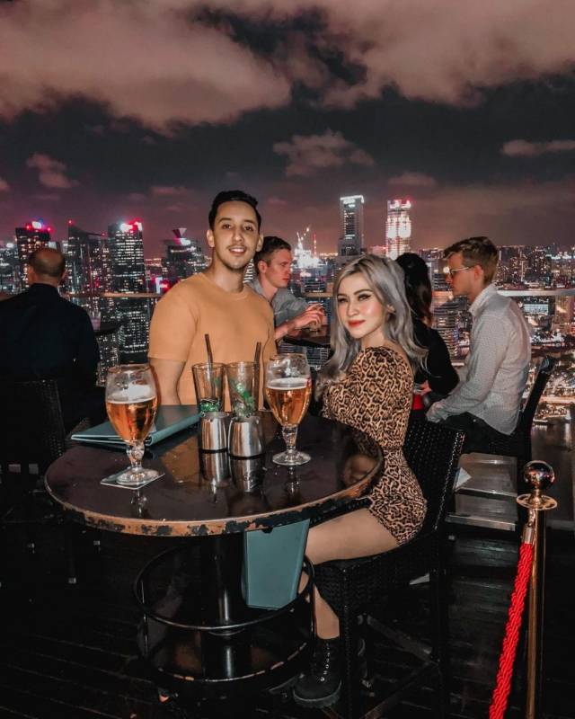 濱海灣金沙空中酒吧，晚餐新據點🍽 11月促銷，人均S$25，體驗味覺視覺雙重愉悅