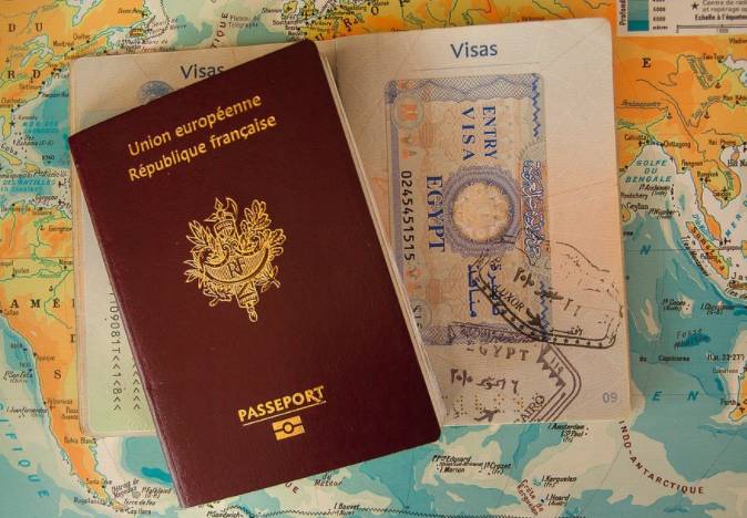 新加坡教育部宣布：4月1日起，学生可自行在网上申请入境许可