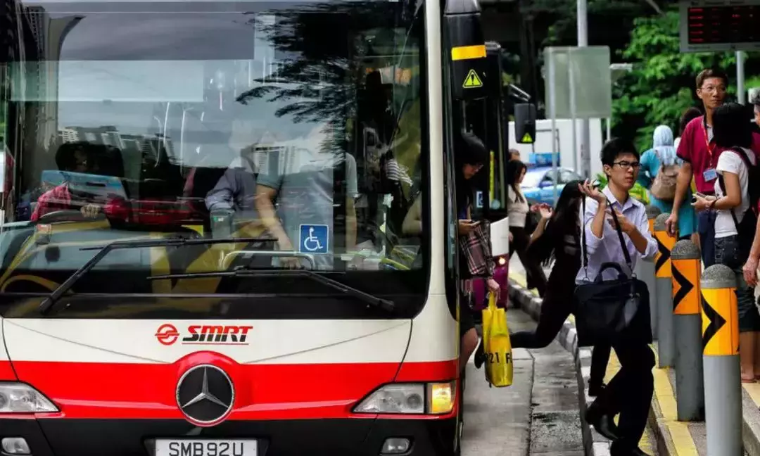 新加坡留学费用大概多少?什么样的留学生可以申请绿卡?哪个年龄段比较容易