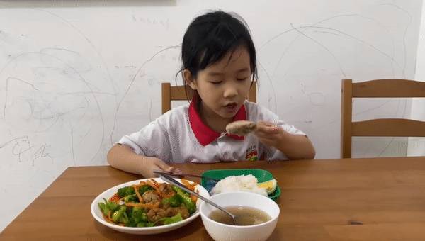 新加坡寶藏生鮮網店！帝王三文魚、日本A5和牛、有機土雞、爆汁肉丸，媽媽們的最佳選擇