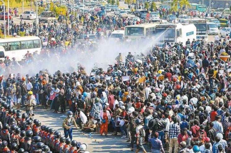 缅甸驻新加坡大使馆外两日本人被捕,涉嫌非法集会