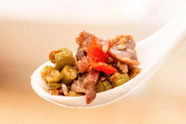 丹戎巴葛唯一湘菜館全新升級！暢享招牌菜5折，小龍蝦第二份半價