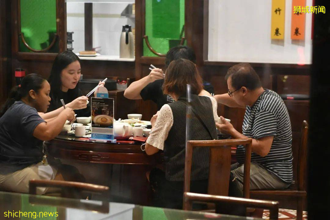 新加坡專家預測解封後日增200例，不再公布數字！中國大使館提醒：如感染請報備