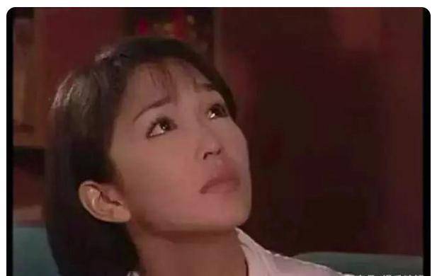 新加坡“国宝级演员”范文芳,爆红后被封杀,用13年再走向巅峰