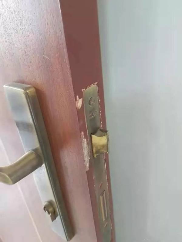 租房期间遇到家具损坏需要租客赔偿吗