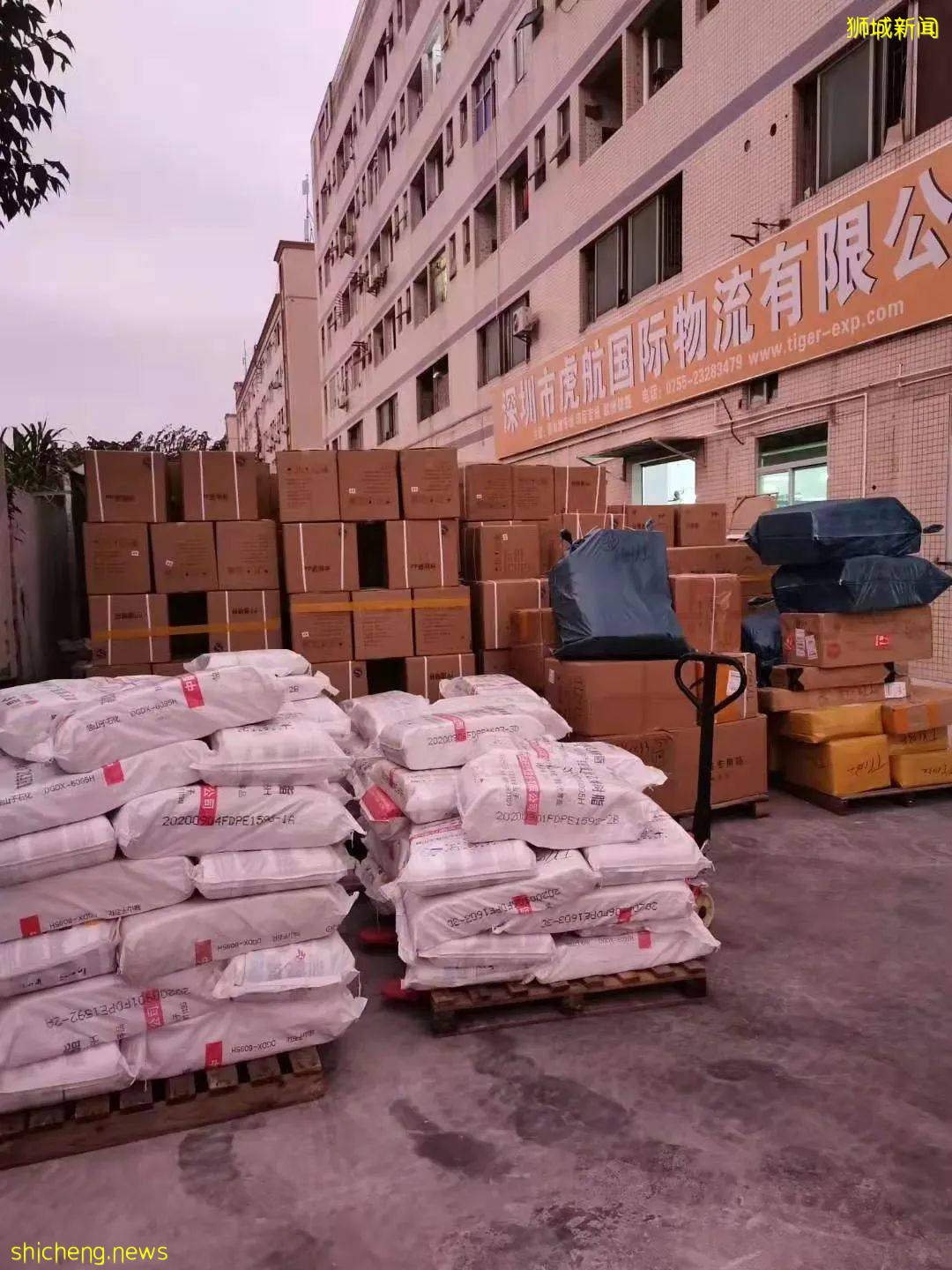 新加坡疫情反弹难回国！这家国际物流公司可免10公斤运费！空运海运一律8折