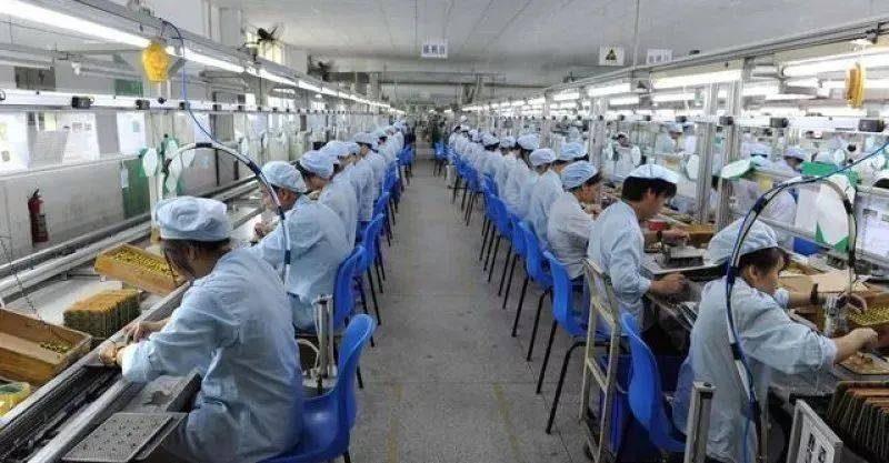 獅城商海 新加坡之光——Pearlie White