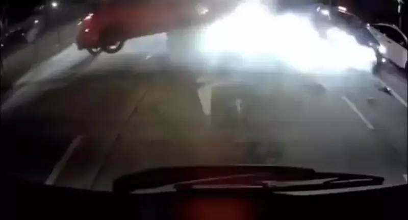 疑飙車釀車禍 馬賽地沖撞5車