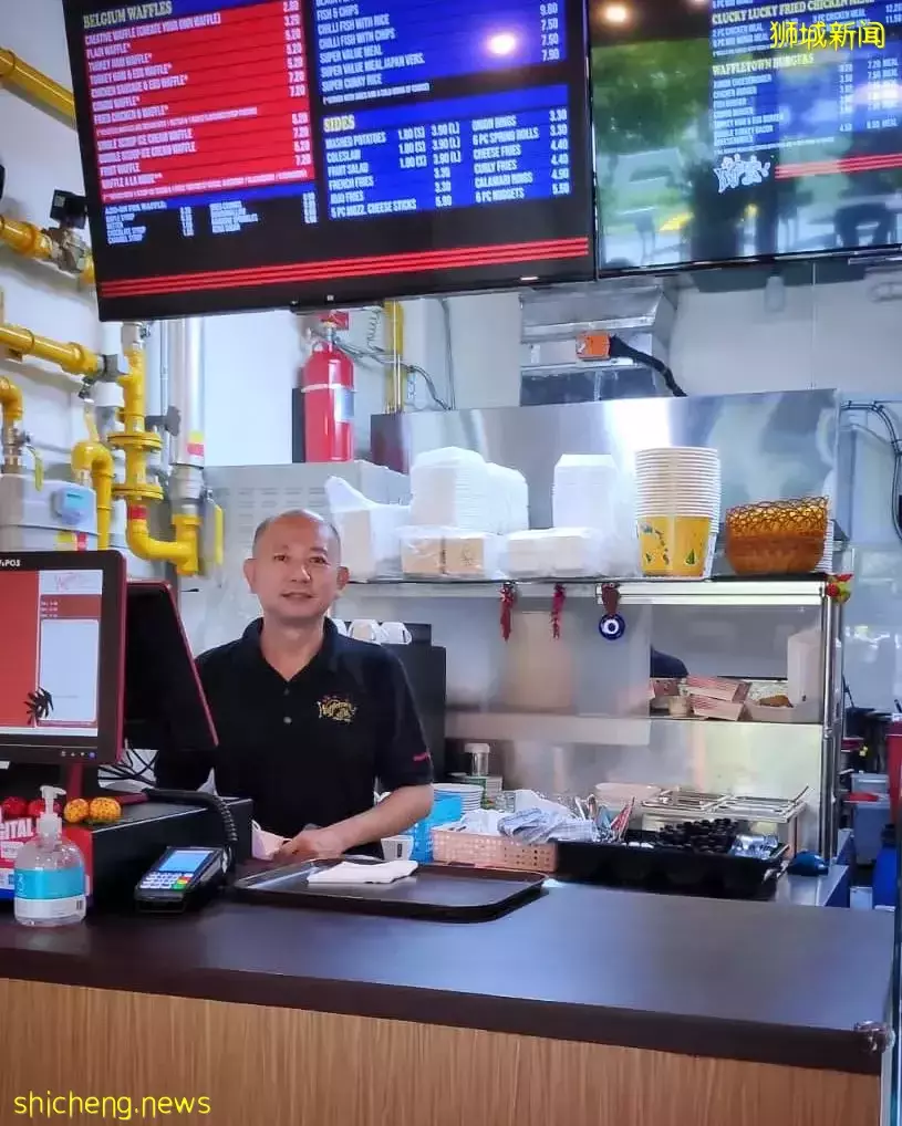 Waffletown终于重新开张!新店在NEWest,能够再次品尝到好吃的美式快餐啦🍔