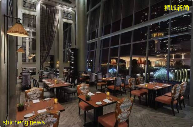 高大上The Fullerton Bay推出买1送1住宿, 11月开住