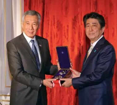 突发!日本前首相安倍遭枪击,李显龙总理痛斥暴力行为