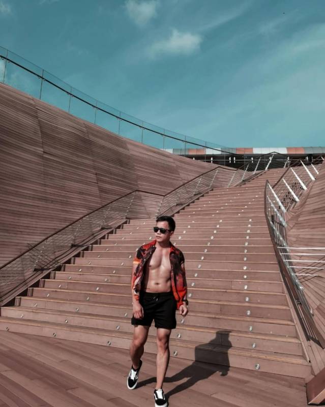 徒步漫游🚶🏻♀️新加坡跨海步道!Sentosa Boardwalk唯美路线 + 海上浮桥