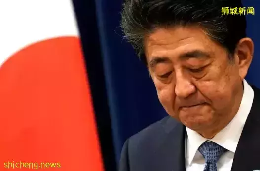 李顯龍總理發文!安倍晉三背後連中兩槍,美女保镖嚴重失職!他,和新加坡關系匪淺