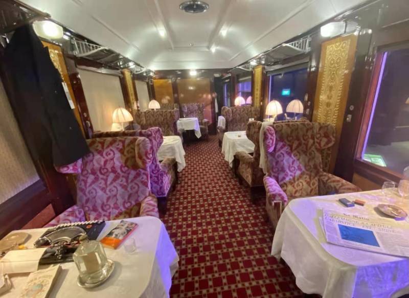 著名的東方快車來到新加坡啦，帶你體驗東方快車上曾經的時光