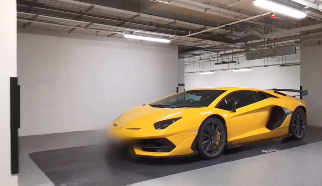 實拍！新加坡富豪區地下車庫，蘭博基尼，庫裏南！打工人看完哭了