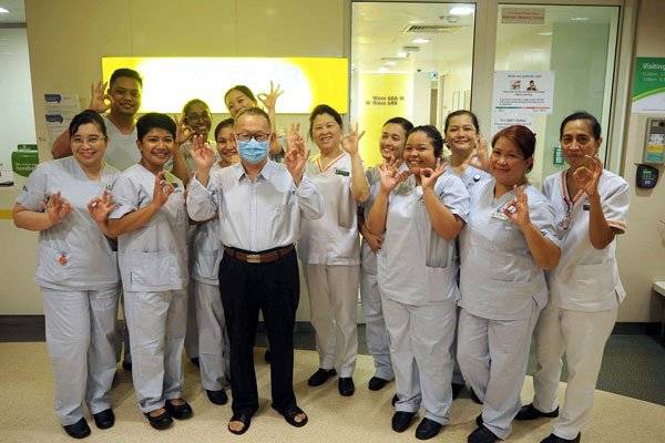 ◤新冠又一年◢ 香港 新加坡 通報首病例 1周年了